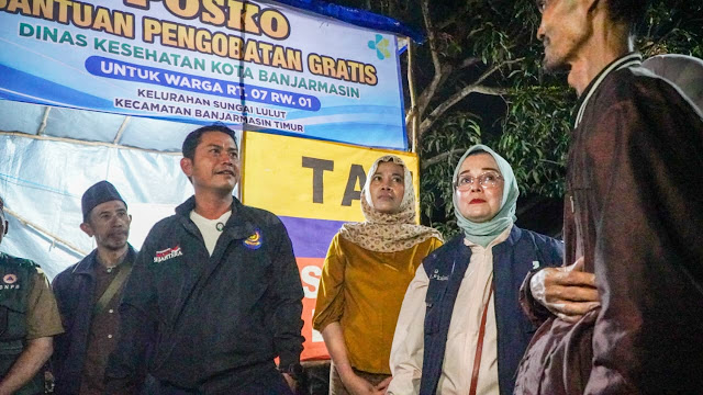 Distribusikan Bantuan Di Lokasi Banjir Sungai Lulut, Wali Kota Tegaskan Pentingnya Jaga Aliran Sungai
