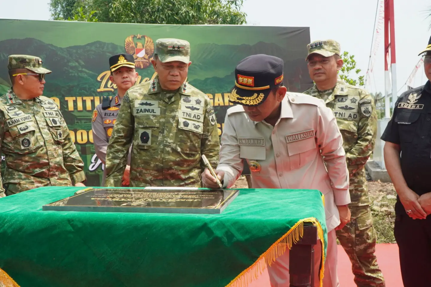 5.500 Infrastruktur untuk Indonesia Lebih Terhubung: Pemko Banjarmasin Dukung Penguatan Jembatan dan Air Bersih